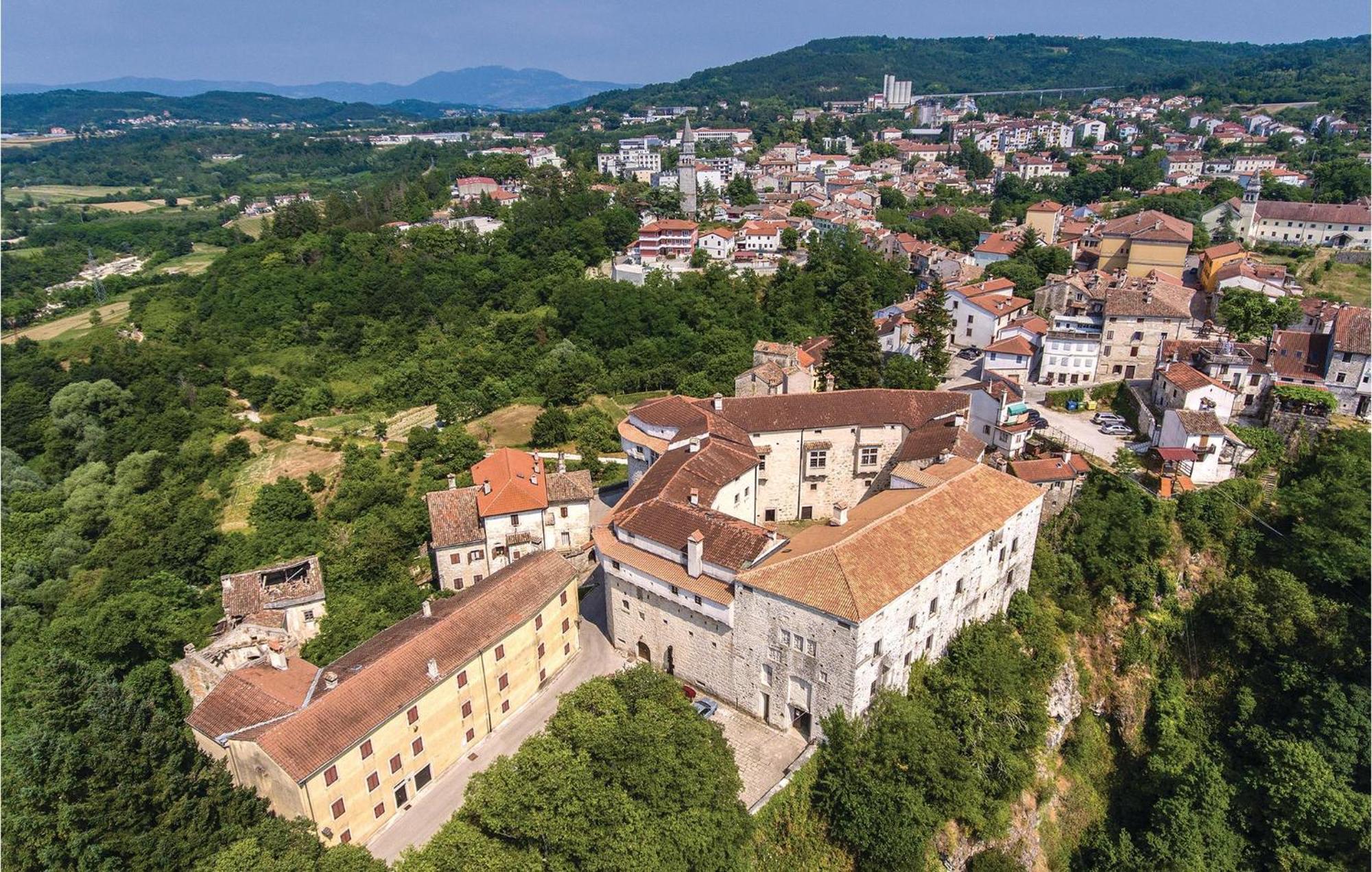 Cozy Home In Pazin With House A Panoramic View Dış mekan fotoğraf